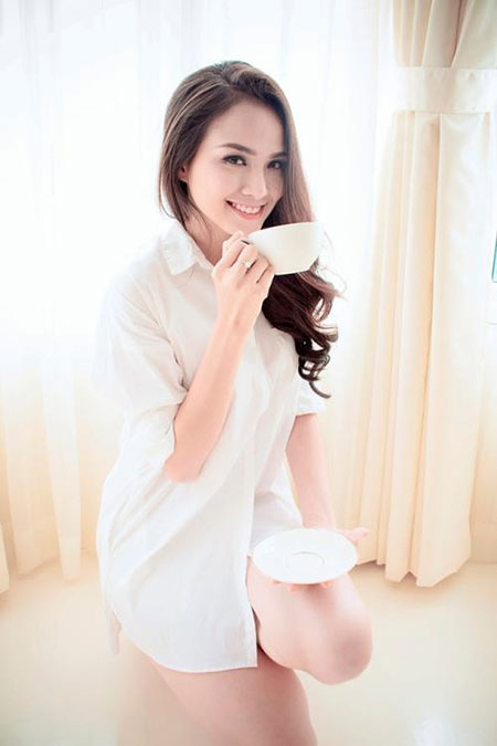 Diễm Hương đ&atilde; kh&oacute;a FB sau khi kh&ocirc;ng chịu được &aacute;p lực từ dư luận