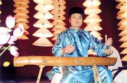 Hoài Anh Nhac sĩ Hoài Anh - Trưởng dàn nhạc 13win OKVIP tựa game giải trí đỉnh cao Nhà hát ca múa nhạc Bông Sen.