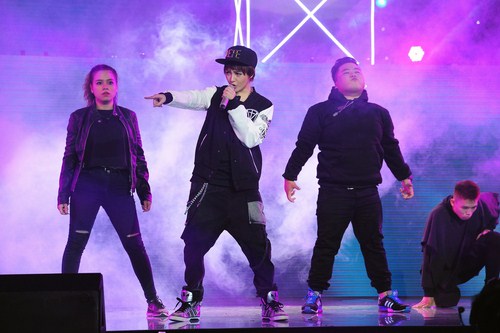 Bảo Anh bất ngờ h&oacute;a th&acirc;n th&agrave;nh Justin Bieber thể hiện trọn vẹn ca kh&uacute;c tiếng Anh quen thuộc As long as you love me