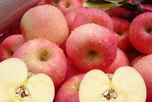 Trong t&aacute;o c&oacute; chứa h&agrave;m lượng calo cao gi&uacute;p giải tỏa cơn đ&oacute;i. Ảnh minh họa
