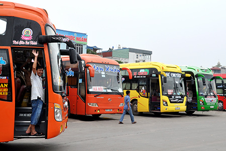 Gi&aacute; v&eacute; xe Tết kh&ocirc;ng những kh&ocirc;ng giảm m&agrave; c&ograve;n c&oacute; xu h hướng tắng