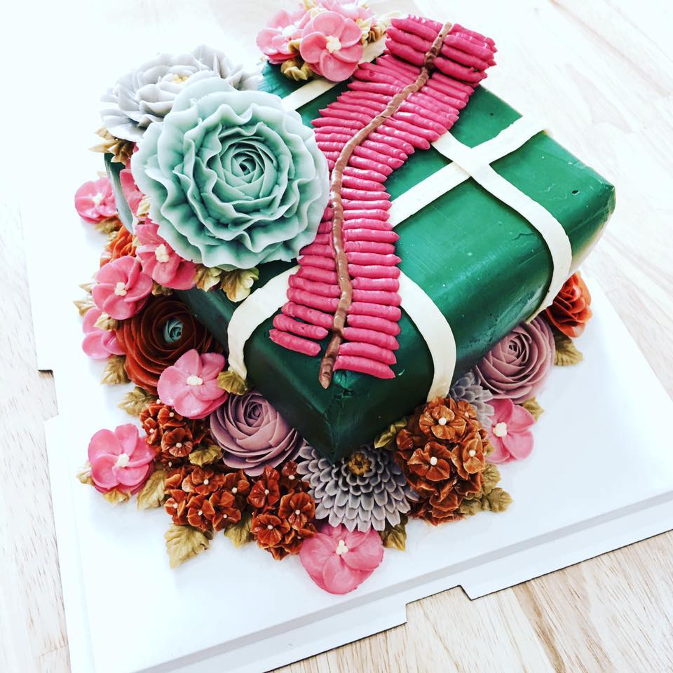 Bánh kem bơ tượng trưng cho hình ảnh bánh chưng 