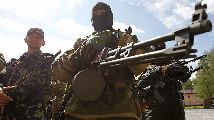 C&aacute;c th&agrave;nh vi&ecirc;n tiểu đo&agrave;n ph&ograve;ng vệ Donbass của Ukraine