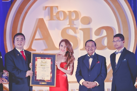 Đọc b&aacute;o mới nhất h&ocirc;m nay ng&agrave;y 23/11: Mỹ T&acirc;m nhận giải từ Ban tổ chức Top Asia