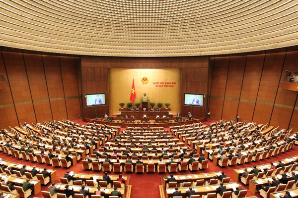 Đọc b&aacute;o mới nhất h&ocirc;m nay ng&agrave;y 24/11: To&agrave;n cảnh phi&ecirc;n họp Quốc hội