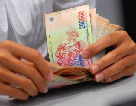 Đọc b&aacute;o mới nhất h&ocirc;m nay ng&agrave;y 26/11: Tiền lương l&agrave; vấn đề quan t&acirc;m h&agrave;ng đầu của x&atilde; hội