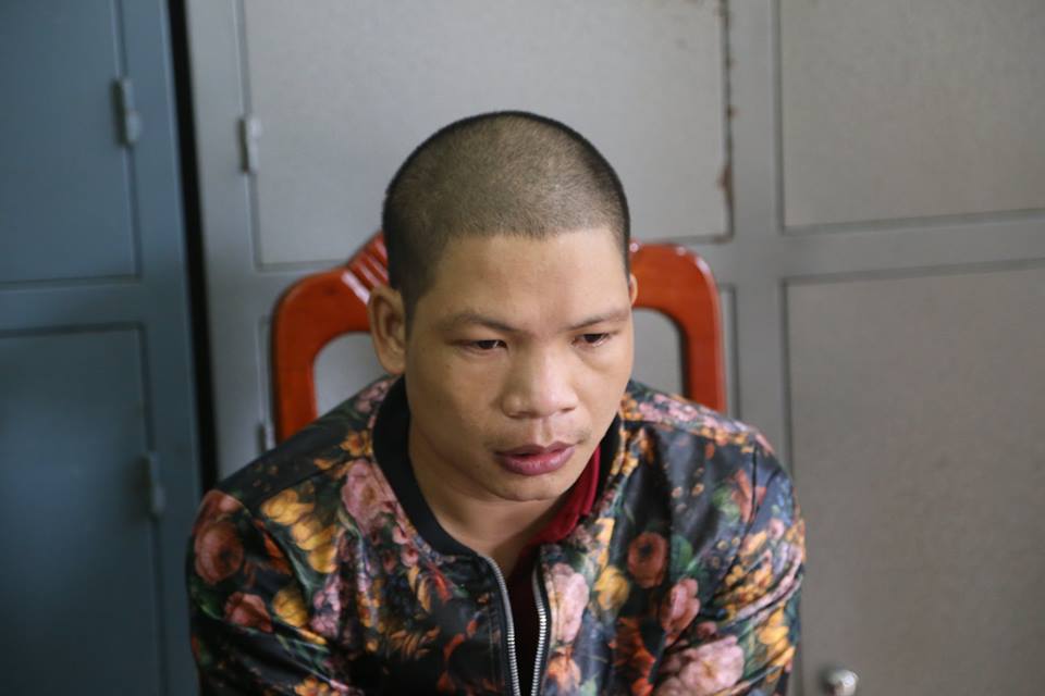 Bắt quả tang đối tượng Ho&agrave;ng Xu&acirc;n T&ugrave;ng cất giữ ma t&uacute;y trong nh&agrave; nghỉ