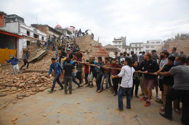 Theo các quan chức Nepal, tất cả các khu vực của nước này, trừ phần cực Tây, đều có người thiệt mạng.