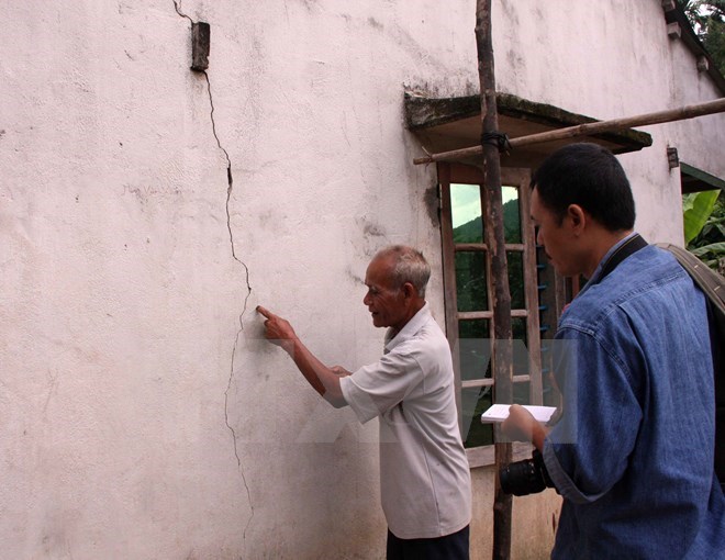 Động đất ở khu vực bi&ecirc;n giới Việt - L&agrave;o, rung chuyển Điện bi&ecirc;n, l&agrave;m tường nh&agrave; nứt to&aacute;c