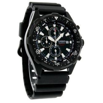 Casio AMW330B l&agrave; d&ograve;ng điện thoại đa năng trong mọi hoạt động thường ng&agrave;y của ph&aacute;i mạnh: đi bơi, tập thể dục, ăn tối c&ugrave;ng bạn g&aacute;i, dự tiệc. Đồng hồ được thiết kế với 5 m&agrave;u sắc kh&aacute;c nhau với vỏ bọc th&eacute;p kh&ocirc;ng gỉ. C&oacute; thể n&oacute;i đ&acirc;y l&agrave; d&ograve;ng Casio kiểu c&aacute;ch nhất với gi&aacute; hợp l&yacute;, dao động 1,600,000-1,700,000.