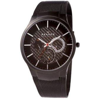 Skagen SK809XLTBB Titanium Black Dial l&agrave; một trong những chiếc đồng hồ g&acirc;y sốt trong những năm gần đ&acirc;y bởi phong c&aacute;ch ri&ecirc;ng biệt l&agrave;m từ titan. C&aacute;c g&oacute;c cạnh của đồng hồ được cắt tinh tế với c&aacute;c đường n&eacute;t chỉ ph&ugrave; hợp với những người thực sự y&ecirc;u th&iacute;ch ch&uacute;ng. Gi&aacute; của Skagen SK809XLTBB dao động khoảng 1,900,000-2,000,000.