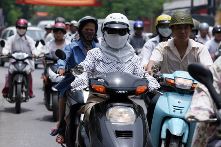 Dự b&aacute;o thời tiết h&ocirc;m nay ng&agrave;y 26/4/2015: Bắc Bộ giảm mưa, trưa chiều hửng nắng