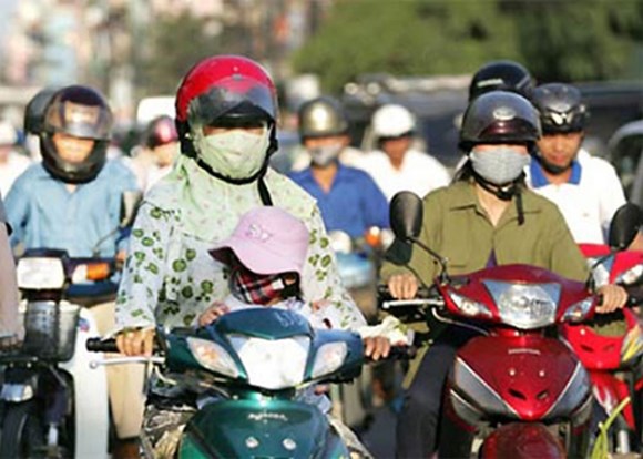Dự b&aacute;o thời tiết h&ocirc;m nay 31/3/2015: Bắc Bộ v&agrave; Nam Bộ nắng n&oacute;ng