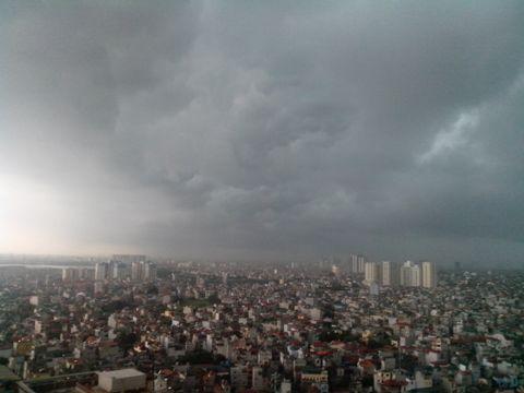Dự b&aacute;o thời tiết ng&agrave;y mai 17/7/2015: Đề ph&ograve;ng lũ qu&eacute;t, sạt lở đất 