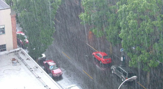 Dự b&aacute;o thời tiết ng&agrave;y mai 25/7/2015: Đề ph&ograve;ng tố lốc v&agrave; gi&oacute; giật mạnh 
