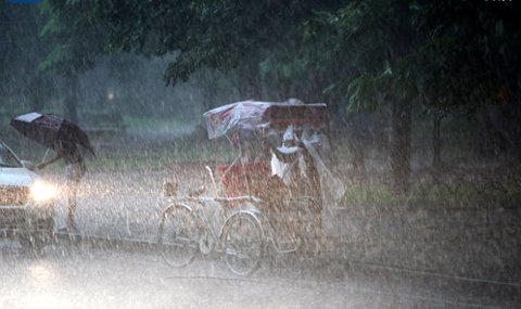 Dự báo thời tiết ngày mai 29/7/2015: Nguy cơ xảy ra lũ quét và sạt lở đất Dự báo thời tiết ngày mai 29/7/2015: Nguy cơ xảy ra lũ quét và sạt lở đất