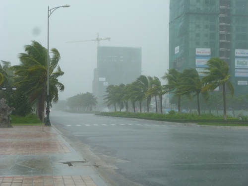 Dự b&aacute;o thời tiết ng&agrave;y mai 5/7/2015: Đề ph&ograve;ng tố lốc trong cơn d&ocirc;ng 