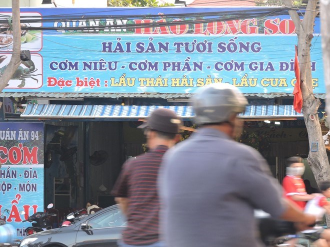 Ngay cả du kh&aacute;ch nội địa cũng bị chặt ch&eacute;m 