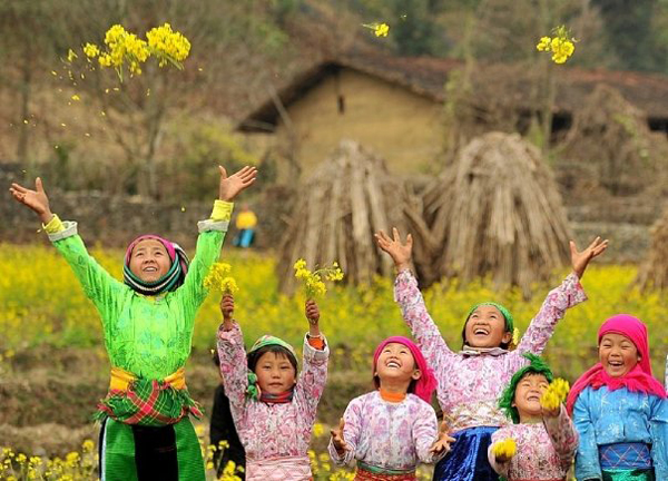 Trong c&aacute;c địa điểm du lịch Tết dương lịch 2015 hấp dẫn nhất cho d&acirc;n phượt, kh&ocirc;ng thể thiếu H&agrave; Giang