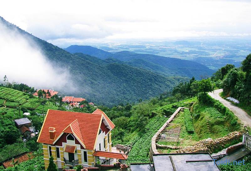 Khung cảnh điểm du lịch Tết dương lịch 2015 Tam Đảo nh&igrave;n từ tr&ecirc;n cao
