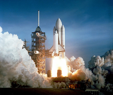 Chương tr&igrave;nh t&agrave;u con thoi của NASA xứng đ&aacute;ng l&agrave; dự &aacute;n vũ trụ đắt nhất trong lịch sử với chi ph&iacute; 196 tỉ đ&ocirc;