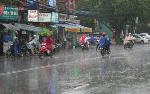 Dự b&aacute;o thời tiết ng&agrave;y mai 5/11, Trung bộ c&oacute; mưa vừa, c&oacute; nơi mưa to v&agrave; d&ocirc;ng