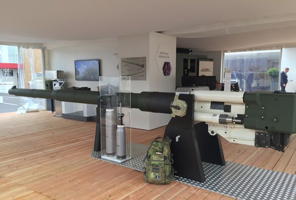 H&atilde;ng Rheinmetall (Đức) giới thiệu khẩu ph&aacute;o được cho c&oacute; thể bắn hạ si&ecirc;u xe tăng Armata T-14 của Nga