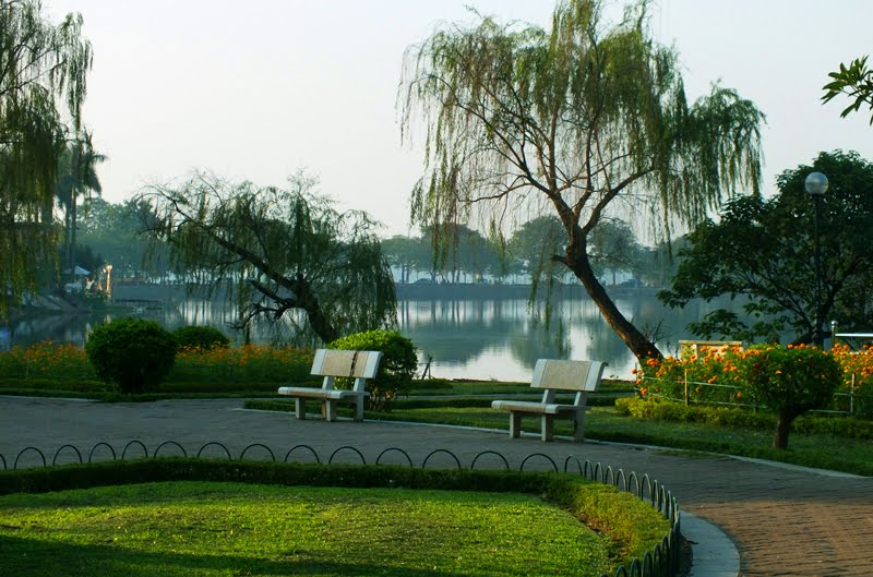 du lịch H&agrave; Nội