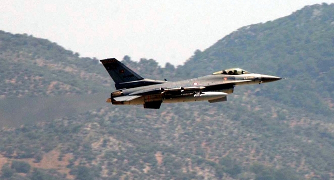  Chiến sự Syria h&ocirc;m nay đề cập đến vấn đề Syria bắn hạ m&aacute;y bay Thổ để trả th&ugrave; cho 150 thường d&acirc;n
