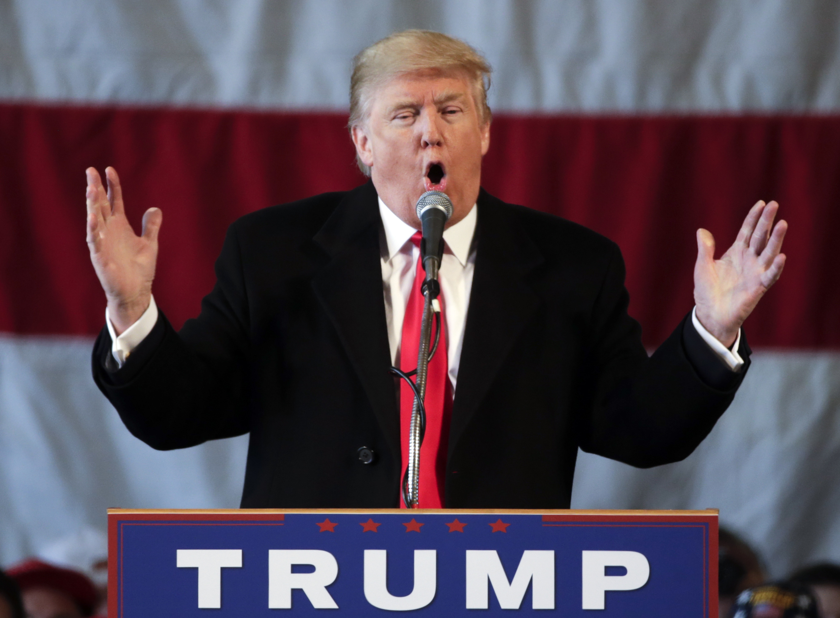 Ng&agrave;y 3/5/2016, &ocirc;ng Trump trở th&agrave;nh ứng vi&ecirc;n c&ograve;n lại duy nhất của đảng Cộng h&ograve;a tr&ecirc;n đường đua v&agrave;o Nh&agrave; Trắng bởi thượng nghị sĩ Ted Cruz tuy&ecirc;n bố ngừng chiến dịch tranh cử sau thất bại tại cuộc bỏ phiếu sơ bộ bang Indiana. Ảnh: Washington Post