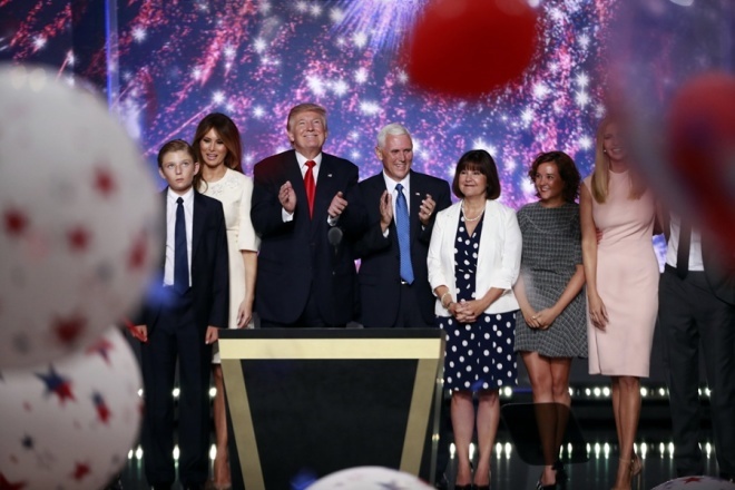 Ng&agrave;y 21/7/2016, đảng Cộng h&ograve;a ch&iacute;nh thức bầu Donald Trump l&agrave;m ứng vi&ecirc;n đại diện tranh cử tổng thống Mỹ. Ảnh: New York Times