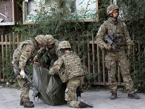 Binh l&iacute;nh NATO tại Afghanistan. Đức c&oacute; nhiều binh sĩ trong lực lượng NATO ở nước n&agrave;y. Ảnh: Reuters 