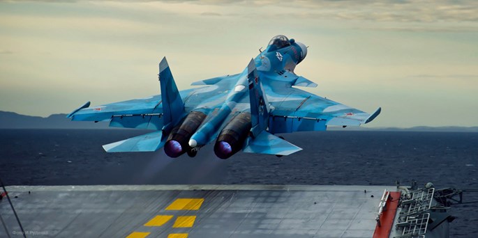 M&aacute;y bay từ t&agrave;u s&acirc;n bay Đ&ocirc; đốc Kuznetsov đ&atilde; xuất hiện tr&ecirc;n bầu trời Syria, chuẩn bị tấn c&ocirc;ng qu&acirc;n khủng bố - Ảnh minh hoạ: Hải qu&acirc;n Nga