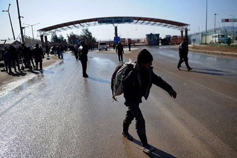  Chiến sự Syria:Thổ Nhĩ Kỳ tạm đ&oacute;ng cửa bi&ecirc;n giới với Syria