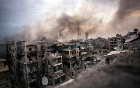  Chiến sự Syria: Giao tranh tại Syria đ&atilde; khiến nhiều khu vực đ&ocirc;ng d&acirc;n cư bị t&agrave;n ph&aacute; nặng nề. Ảnh: Reuters