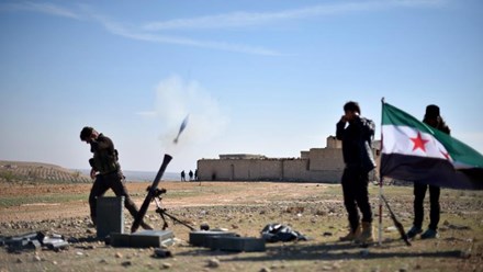  Chiến sự Syria: Thổ Nhĩ Kỳ bắt đầu chiến dịch ''L&aacute; chắn Euphrates'' ở Syria từ th&aacute;ng 8/2016.