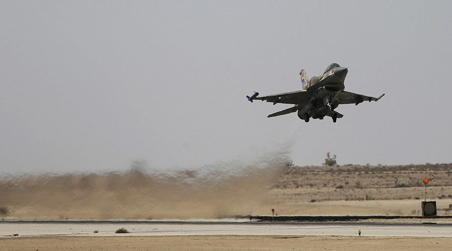 Chiến sự Syria: Một chiến đấu cơ F-16 của Israel xuất k&iacute;ch từ căn cứ kh&ocirc;ng qu&acirc;n Ramon. Ảnh: Reuters