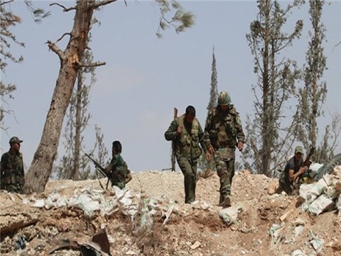  Chiến sự Syria: Binh sĩ qu&acirc;n đội Syria