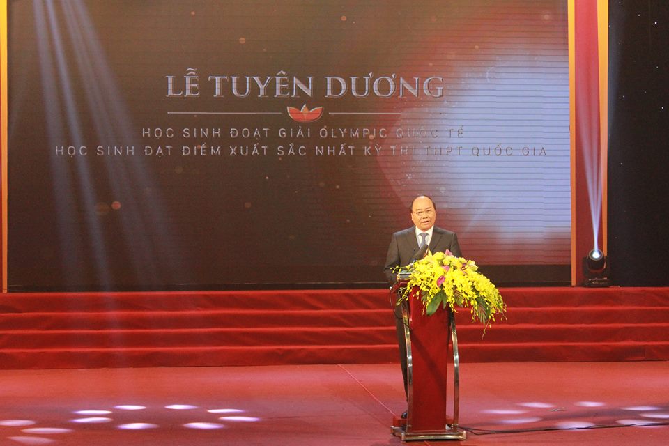 Thủ tướng Nguyễn Xu&acirc;n Ph&uacute;c ph&aacute;t biểu tại buổi lễ. Ảnh: Dương H&ograve;a