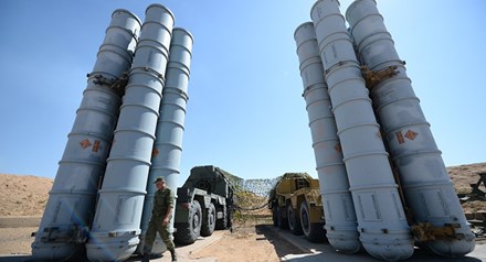  Chiến sự Syria: Nga tiết lộ số lượng &ldquo;khủng&rdquo; vũ kh&iacute; chuyển giao cho Syria