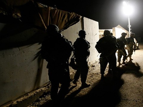  Li&ecirc;n qu&acirc;n do Mỹ dẫn đầu tham gia hoạt động diệt khủng bố IS ở Iraq
