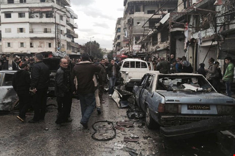 Chiến sự Syria: Ngừng bắn, h&ograve;a đ&agrave;m c&oacute; nguy cơ sụp đổ v&igrave; nước. Ảnh: AP