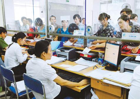 Thủ tướng Nguyễn Xu&acirc;n Ph&uacute;c: Mỗi năm giảm 1,5-2% bi&ecirc;n chế. Ảnh minh họa 