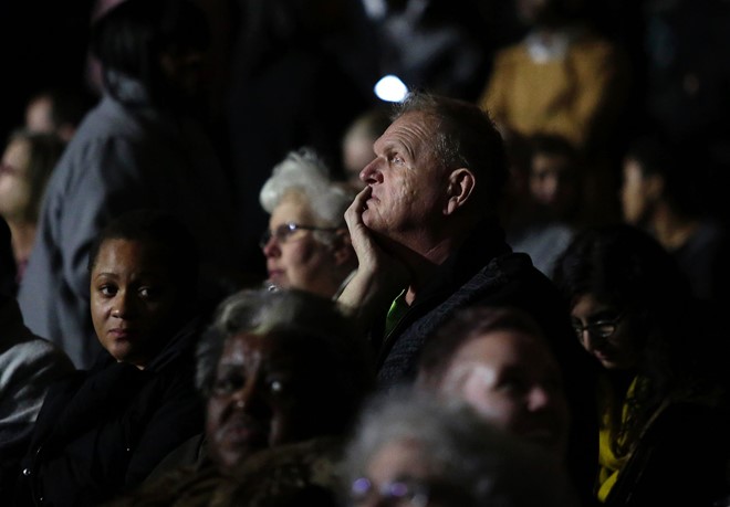  Quang cảnh buổi lễ chia tay Tổng thống Obama tại Chicago ng&agrave;y 10/1. Ảnh: AFP, Reuters