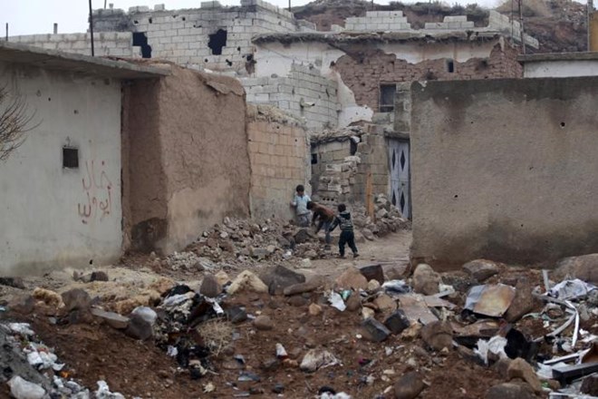 Syria bị ph&aacute; tan t&agrave;nh sau gần 6 năm nội chiến.