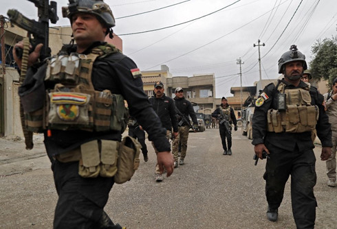  Khủng bố IS: Lực lượng Iraq l&agrave;m nhiệm vụ ở Mosul. Ảnh: AFP