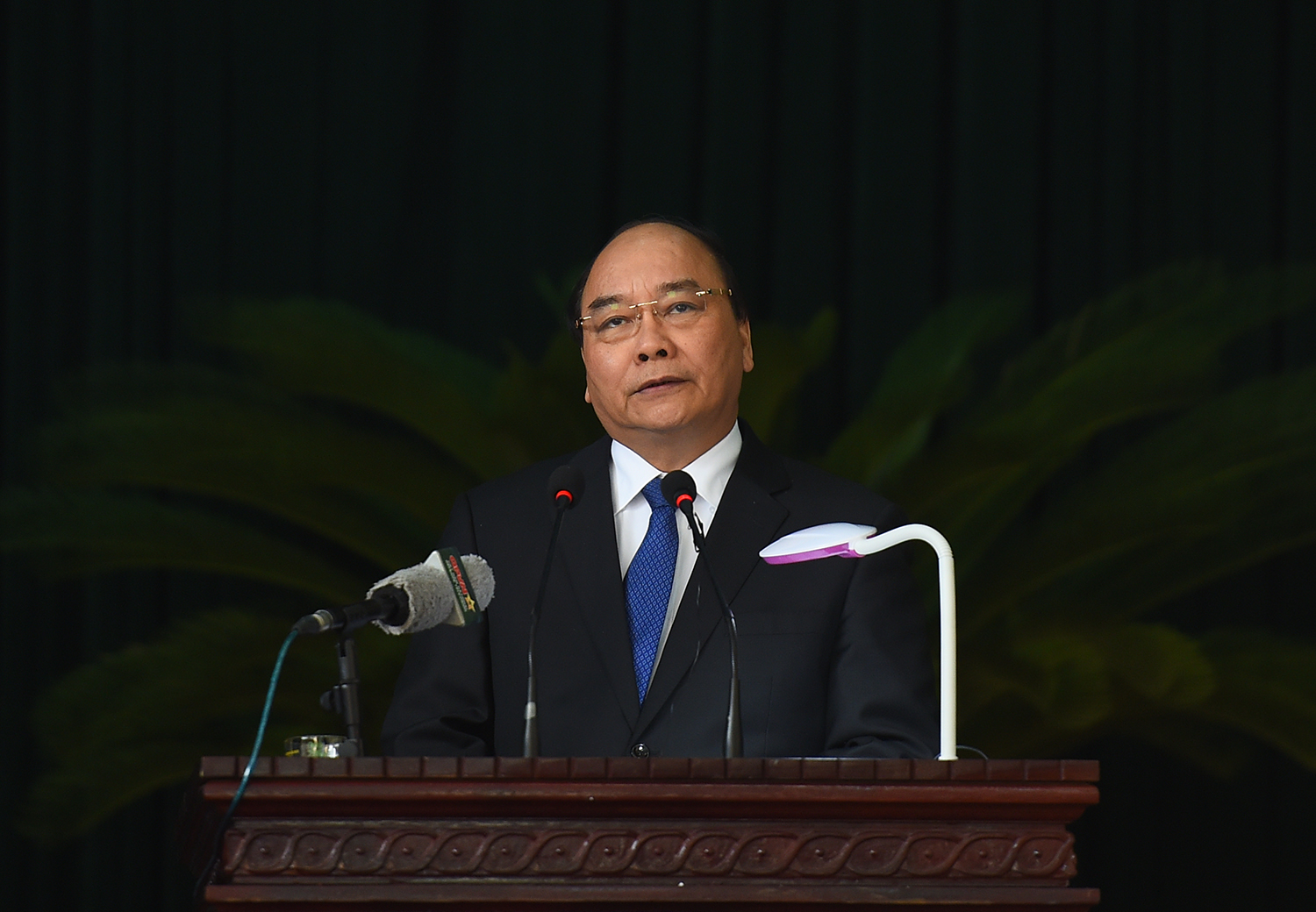  Thủ tướng Nguyễn Xu&acirc;n Ph&uacute;c gửi lời ch&uacute;c Tết &acirc;n cần tới to&agrave;n thể c&aacute;n bộ, chiến sĩ Sư đo&agrave;n 312, đồng thời khẳng định Đảng, Nh&agrave; nước đặt trọn niềm tin v&agrave;o qu&acirc;n đội, trong đ&oacute; c&oacute; Qu&acirc;n đo&agrave;n 1, Sư đo&agrave;n 312. Ảnh: VGP Thủ tướng Nguyễn Xu&acirc;n Ph&uacute;c gửi lời ch&uacute;c Tết &acirc;n cần tới to&agrave;n thể c&aacute;n bộ, chiến sĩ Sư đo&agrave;n 312, đồng thời khẳng định Đảng, Nh&agrave; nước đặt trọn niềm tin v&agrave;o qu&acirc;n đội, trong đ&oacute; c&oacute; Qu&acirc;n đo&agrave;n 1, Sư đo&agrave;n 312. Ảnh: VGP