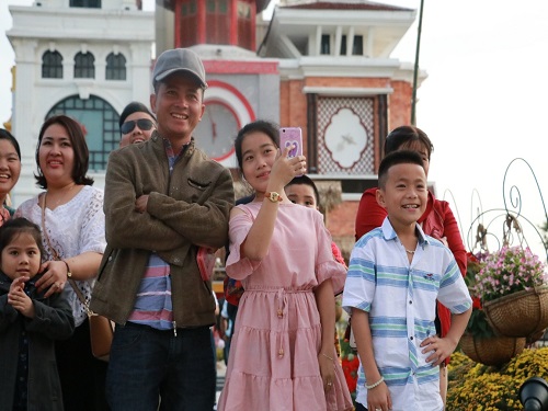 Vui chơi cực đ&atilde; tại Asia Park dịp đầu năm