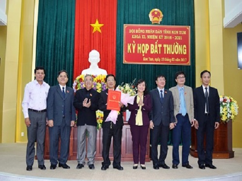Kon Tum c&oacute; Ph&oacute; Chủ tịch UBND tỉnh mới
