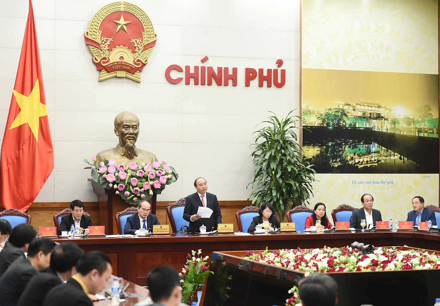 Thủ tướng Nguyễn Xu&acirc;n Ph&uacute;c ph&aacute;t biểu chỉ đạo. Ảnh: VGP